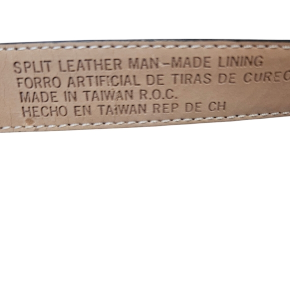 Motion East  Vintage Black Leather Belt With Elephant Buckle Size L - Picture 5 of 6